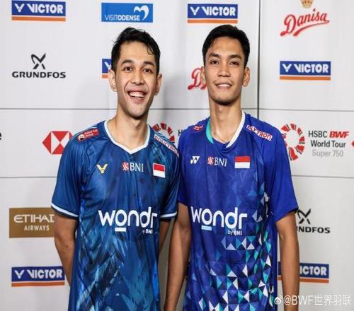 梁伟铿王昶三连败阿尔菲安菲克里，止步丹麦赛男双四强